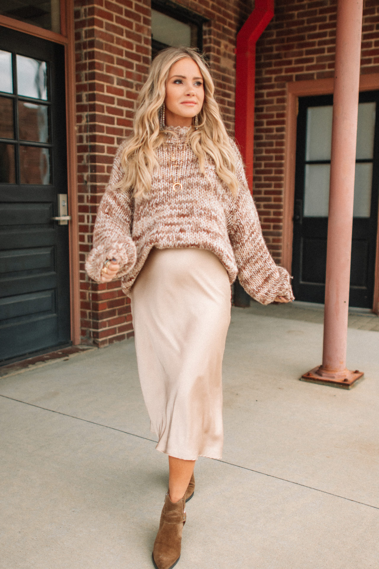 How to Style a Knit Skirt