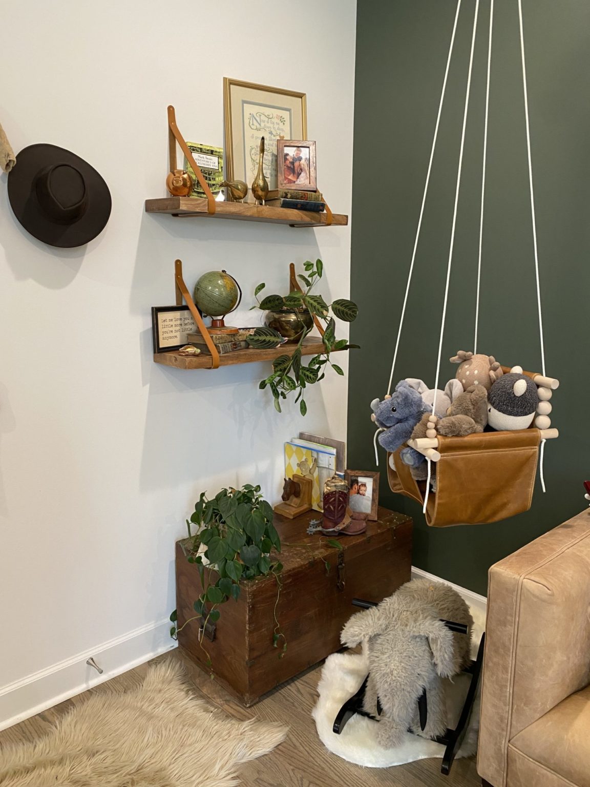 TRANSITIONING A NURSERY TO A TODDLER BEDROOM