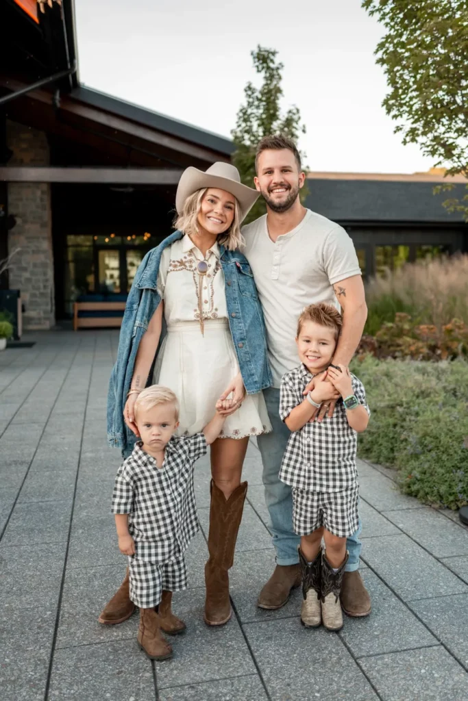 Fall family photoshoot inspiration